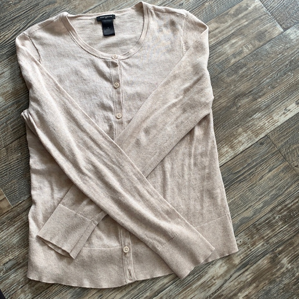 Ann Taylor tan cardigan